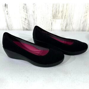 Crocs Womens Black Leopard Embossed Wedge Shoes Size 10 Removable Insole